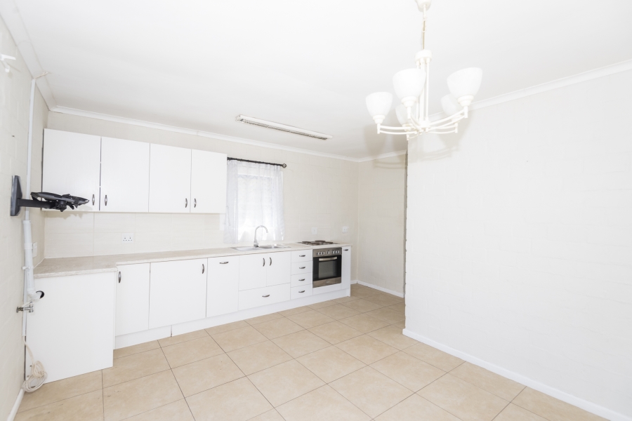 5 Bedroom Property for Sale in Blue Lagoon Western Cape